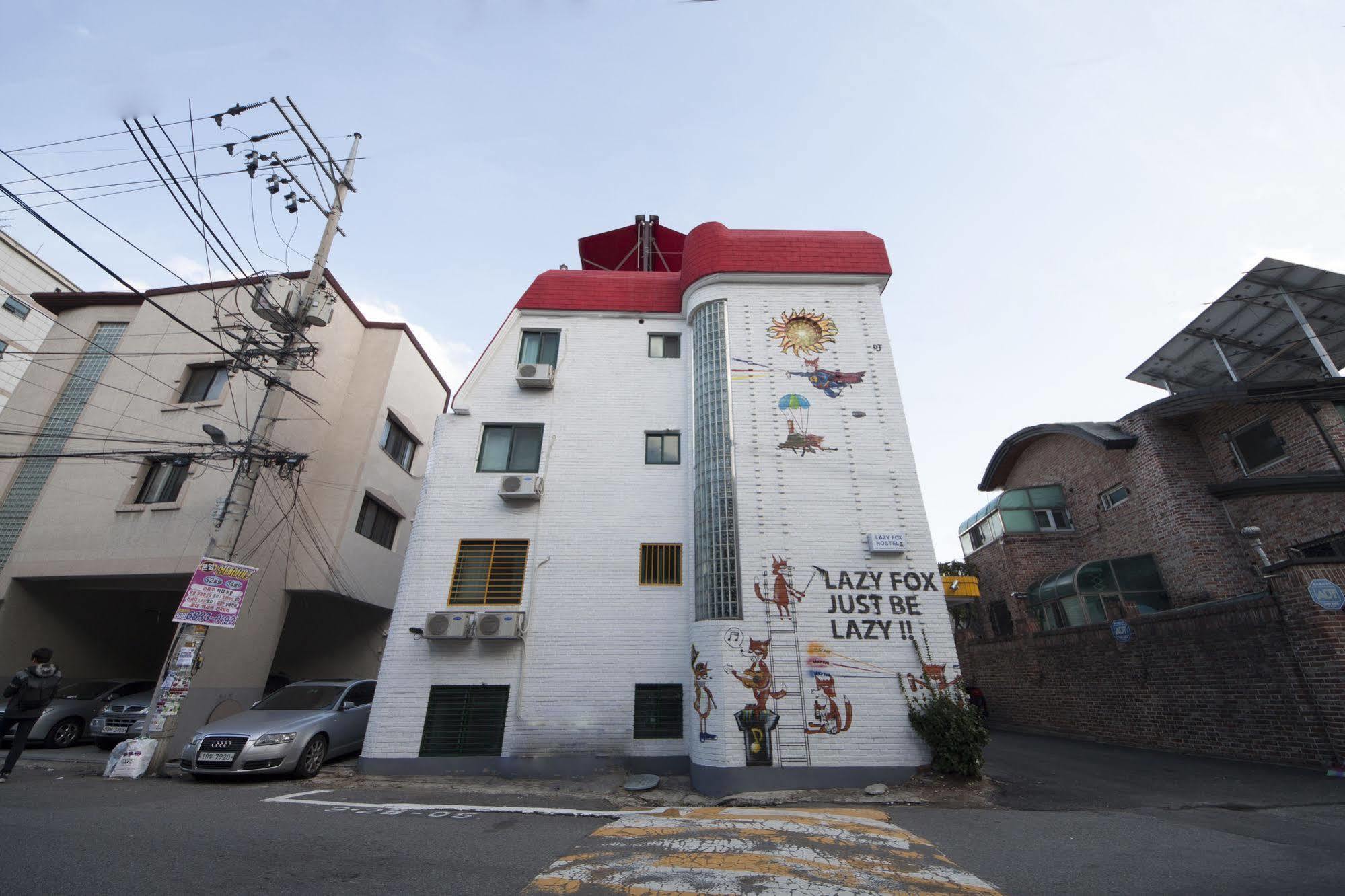 Hongdae Lazy Fox Hostel In Seúl Exterior foto